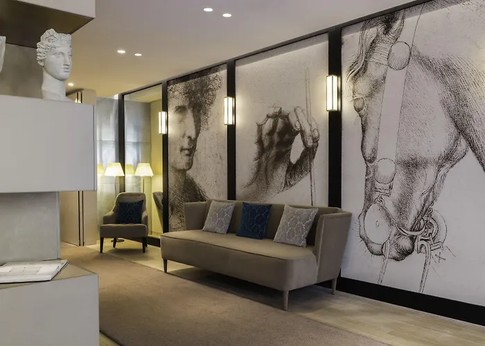 Hôtel Monna Lisa Champs Elysées Paris
